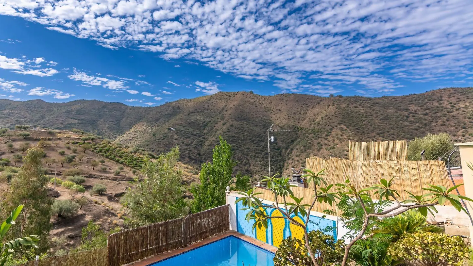 Casa Itocu - Mountain Villa With Pool & Wifi - 22Mins To Beach Rubite  0*, Rubite (Malaga)